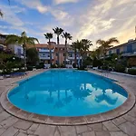 Town House Vacation בית נופש
